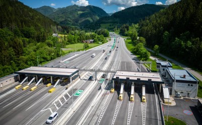 A 9 Phyrn motorway Gleinalm toll station Gleinalm toll station on the southbound A 9 Pyhrn motorway
